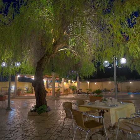 Santalas Villa *
